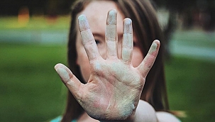 Twee op de drie jonge vrouwen lastiggevallen op straat
