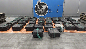Bij controles haven Rotterdam 4726 kilo cocaïne en 34 aanhoudingen 