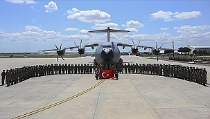 Turkije stuurt extra troepen naar Kosovo op verzoek van de NAVO