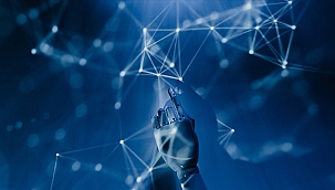 Kunstmatige Intelligentie Transformeert Werklandschap: Menselijke Arbeid Maakt Plaats