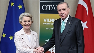 EU-Turkije Samenwerking Essentieel voor Stabiliteit in Syrië, Zeggen Experts