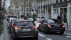 Honderden Taxichauffeurs Verstoren het Verkeer in Frankrijk