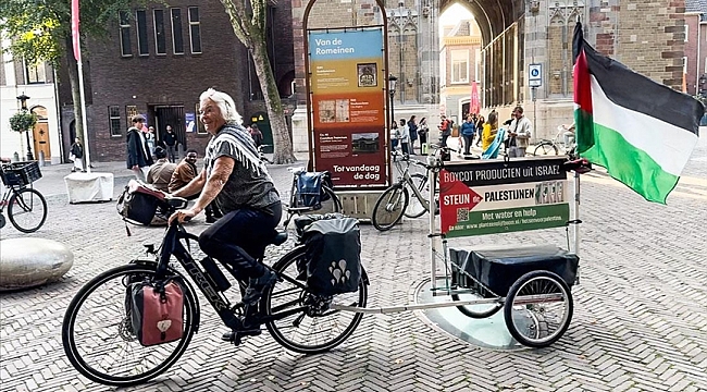 74-jarige Maria fietst 1500 kilometer door Nederland om aandacht te vragen voor Palestina