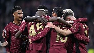 Osimhen schittert: Galatasaray boekt historische zege op Ajax in Amsterdam