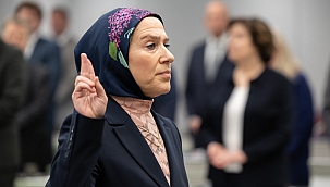 Senator Meryem Karaaslan-Kilic (D66) geïnstalleerd